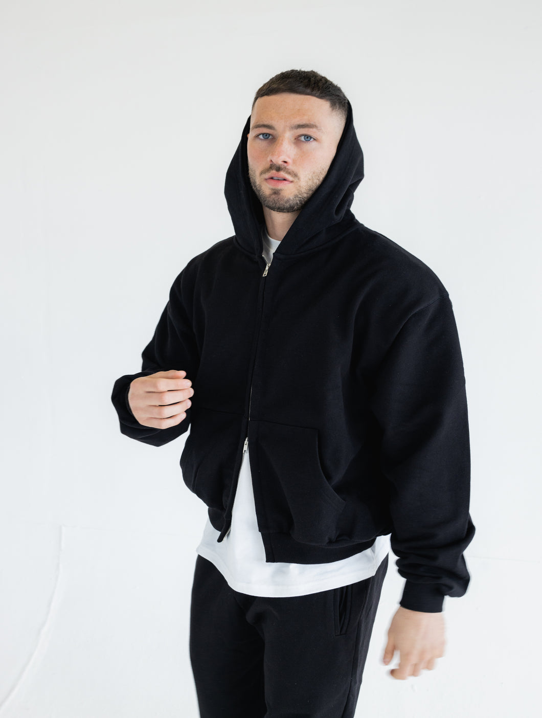 Blank Zipper: Jet-Black